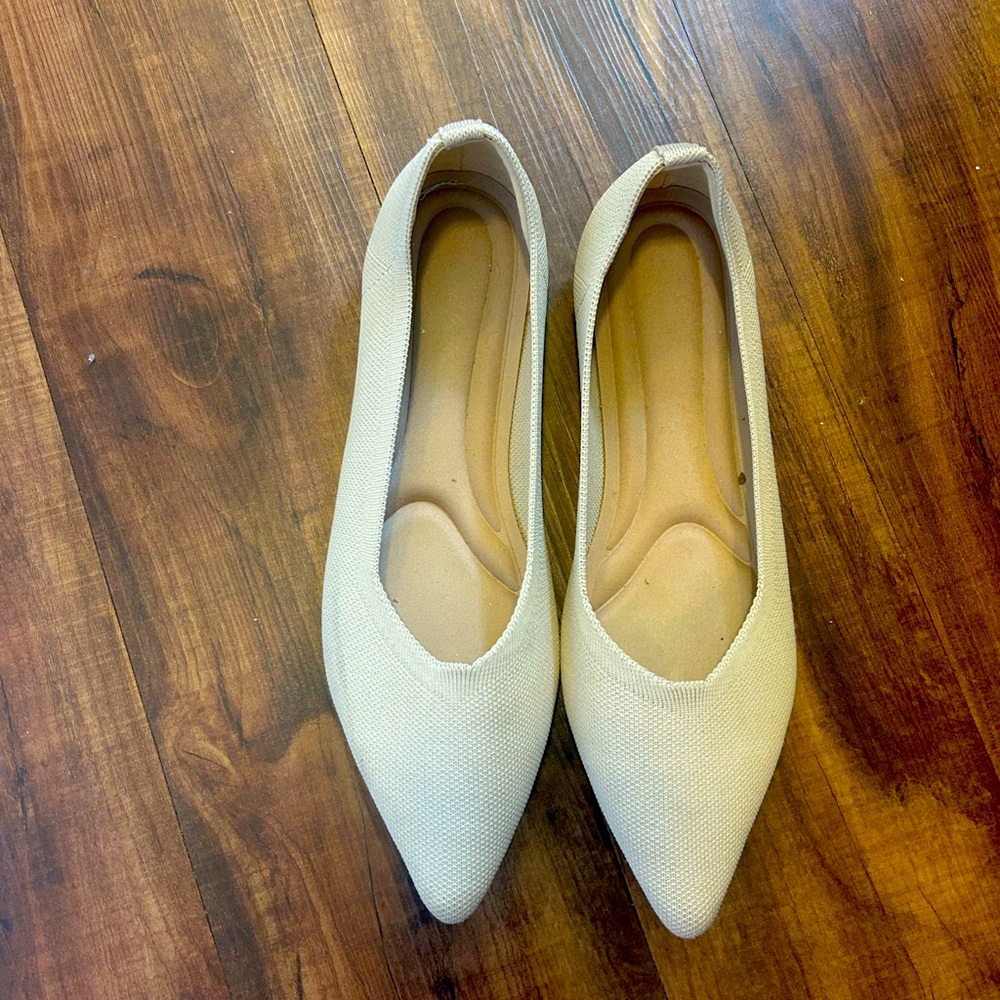Unbranded size 11